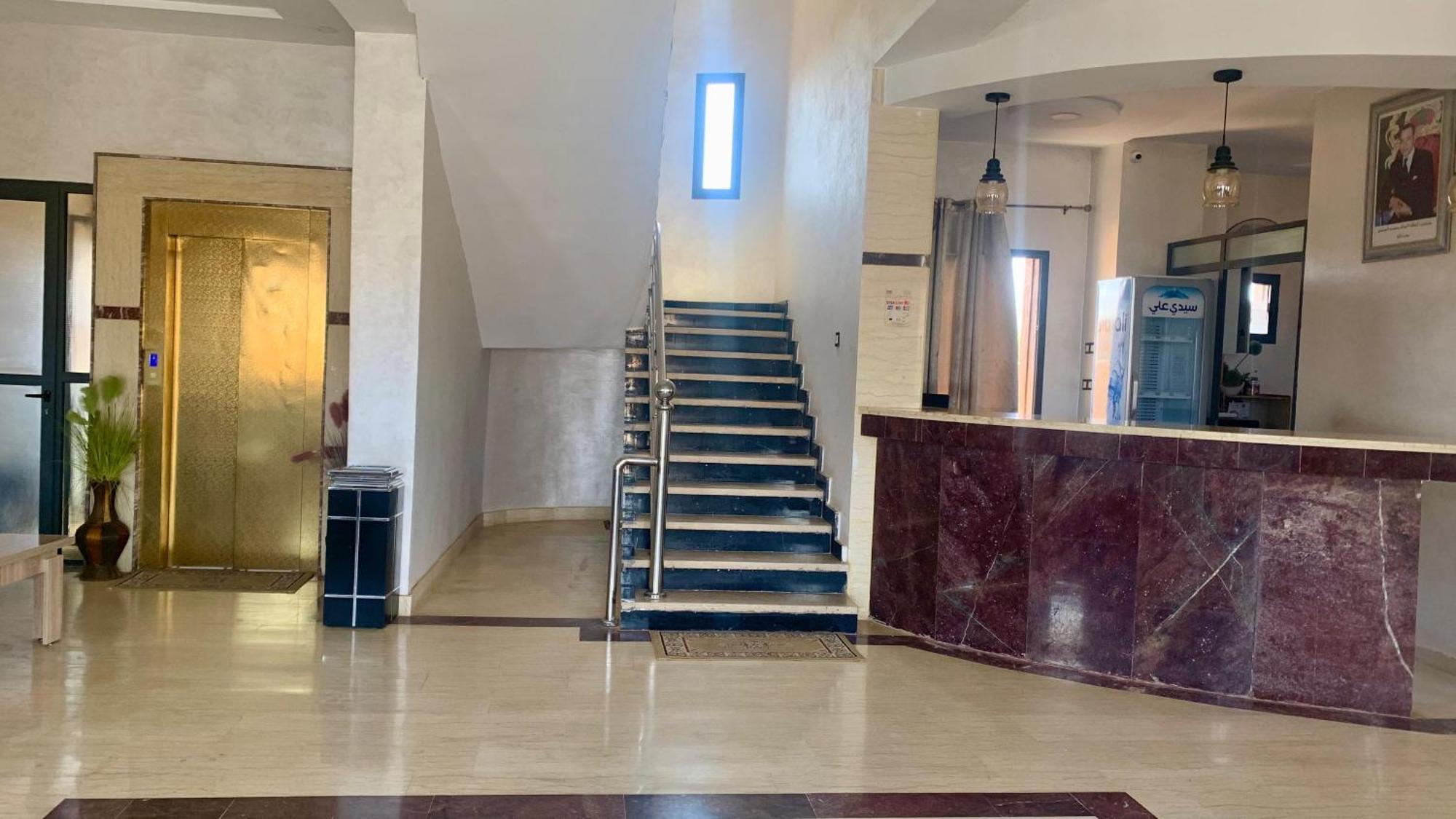 Hotel Oasis Palace 4*