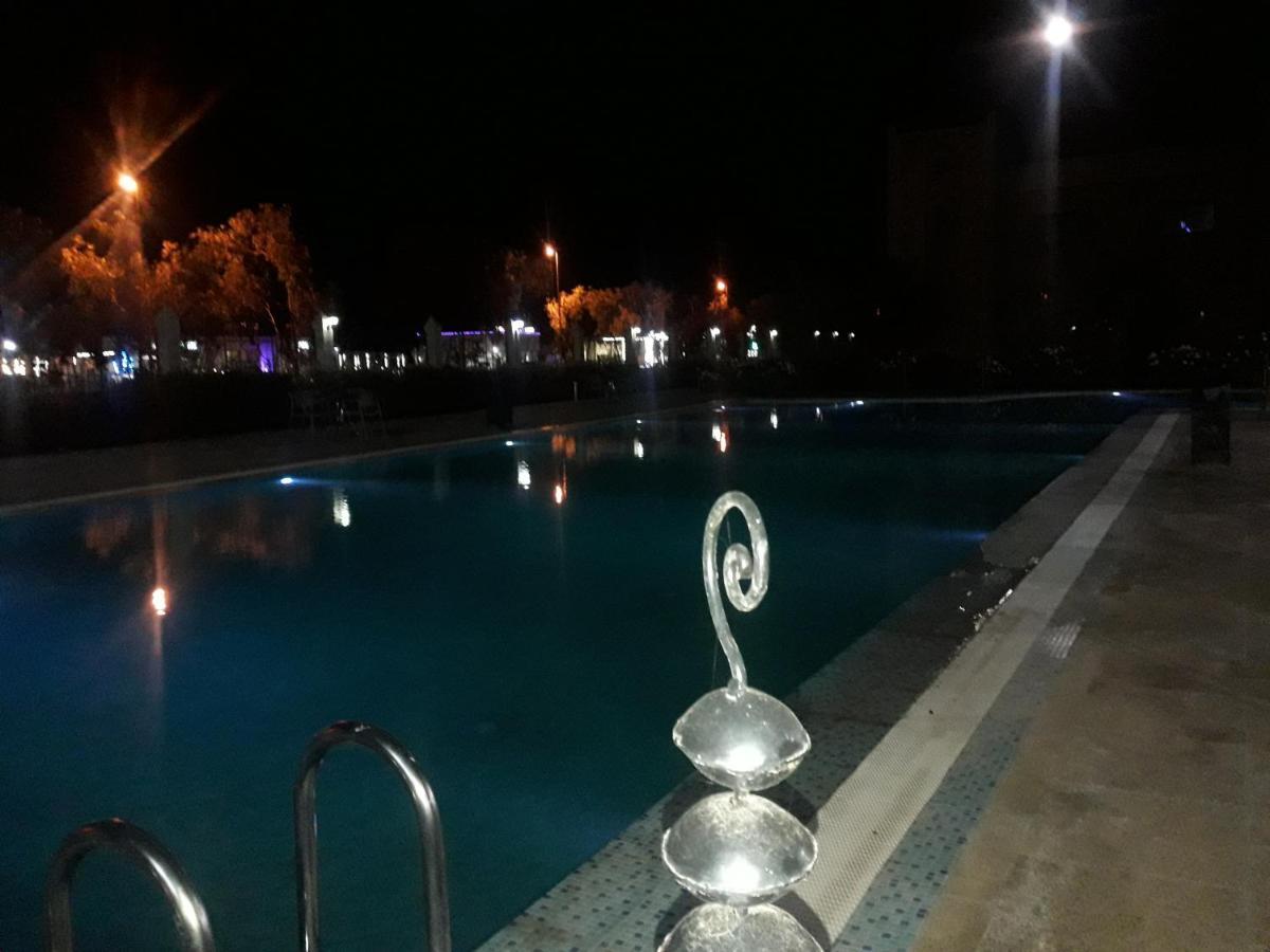Oasis Palace